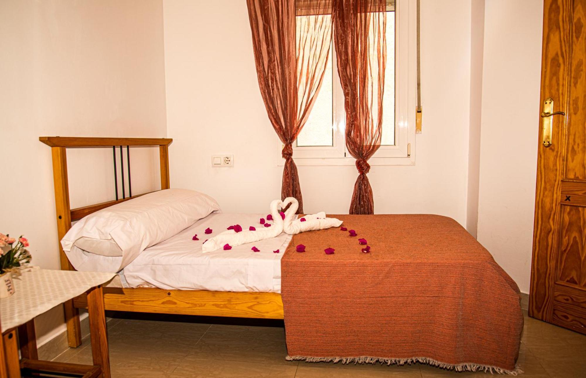 Apartamentos Catalina D Turre Luaran gambar